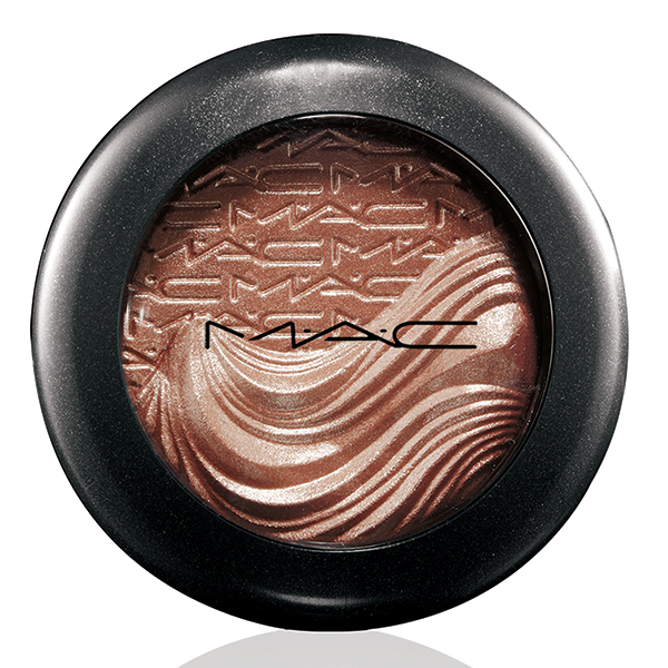 〈M・A・C〉エクストラ ディメンション アイシャドウ スウィート ヒート