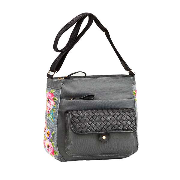 qCNAX^[rU[bVV_[EfB}[