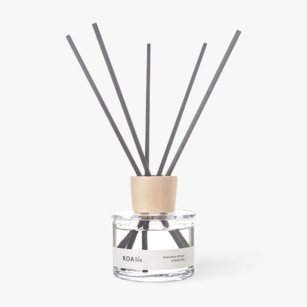 qROAliv/Aur}ChZX fBt[U[ ubNeB[