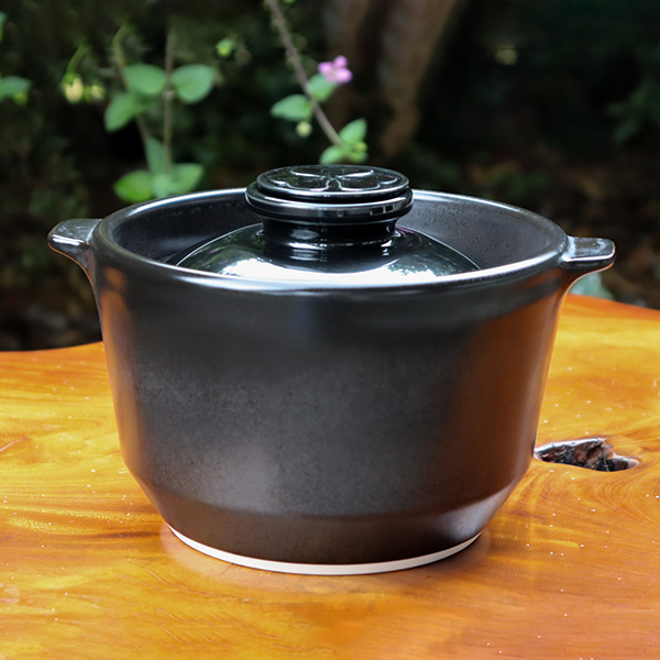 qLcā@Eqqrɂ̂͂@HACHI 3