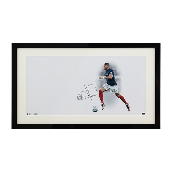 キリアン・ムバッペ直筆サイン入りユニフォーム (額縁付) キリアン・ムバッペ直筆サイン入りユニフォーム (額縁付) 直筆サイン