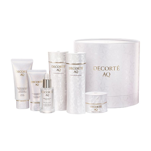 〈コスメデコルテ〉AQ ラディアンス コフレ II