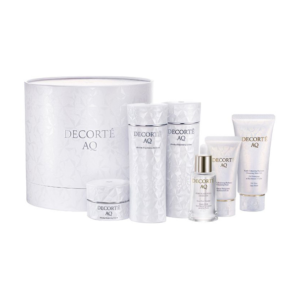 〈コスメデコルテ〉AQ ブライト ラディアンス コフレ II