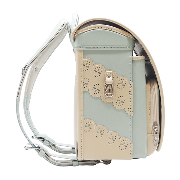 q2026 ߓS̃hZrVReBG@~gO[×AC{[@y z