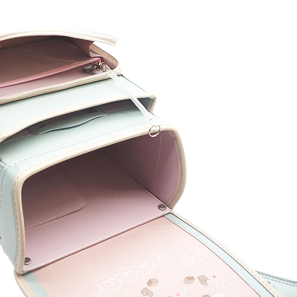 q2026 ߓS̃hZrVReBG@~gO[×AC{[@y z