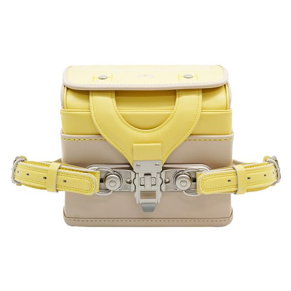 q2026 ߓS̃hZrVReBG@CgCG[×AC{[@y z