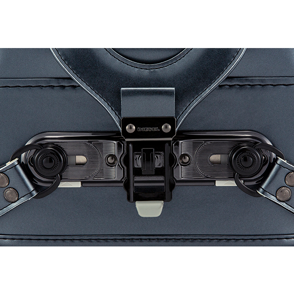 q2026 ߓS̃hZrfB[[ ObV[  }bg@K^@y z