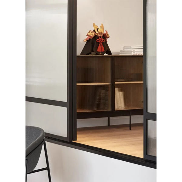 〈リヤドロ〉兜(龍虎)【五月人形】【送料無料】