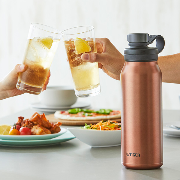 �q�^�C�K�[�r�^��f�M�Y�_�{�g�� 0.5L