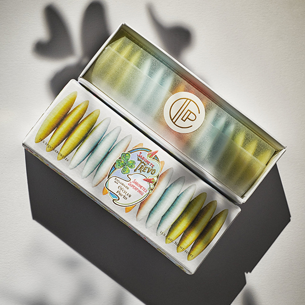 qCLAUS PORTOrTREVO QXg\[v{bNX