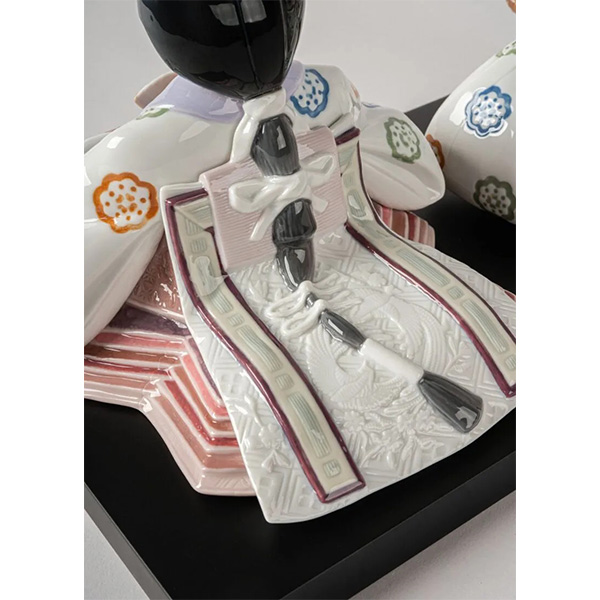 〈リヤドロ〉雛人形(花文様)【ひな人形】【送料無料】