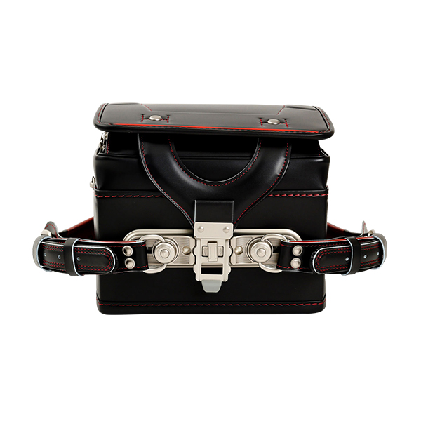 q2026 ߓS̃hZrANeBu[u@N×AJ@y z