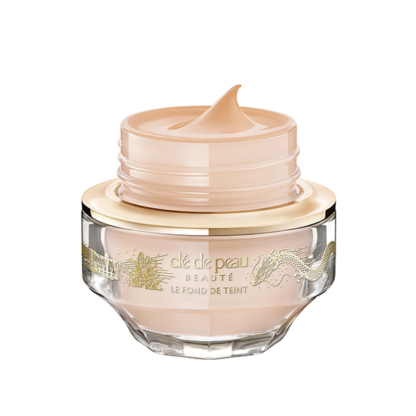 〈クレ・ド・ポー ボーテ〉ル・フォンドゥタンn オークル00 HOLIDAY 2025