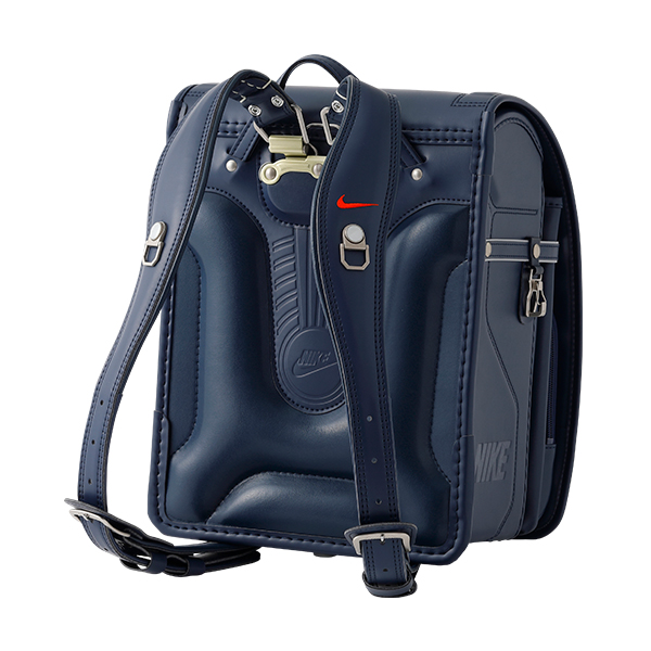 q2026 ߓS̃hZrNIKESݓXf@lCr[@y z