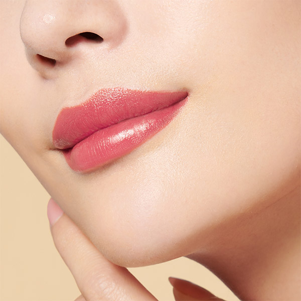 〈クレ・ド・ポー ボーテ〉ル・ルージュプレシュー