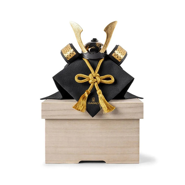 〈リヤドロ〉兜(龍)-小【五月人形】【送料無料】