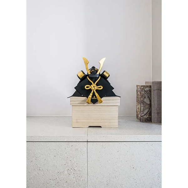 〈リヤドロ〉兜(龍)-小【五月人形】【送料無料】