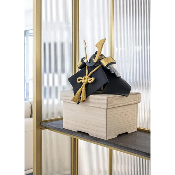 〈リヤドロ〉兜(龍)-小【五月人形】【送料無料】