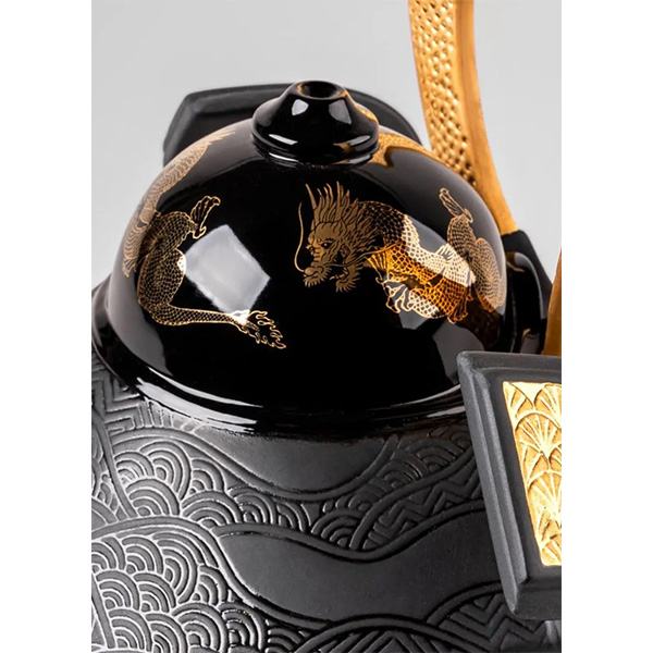 〈リヤドロ〉兜(龍)-小【五月人形】【送料無料】