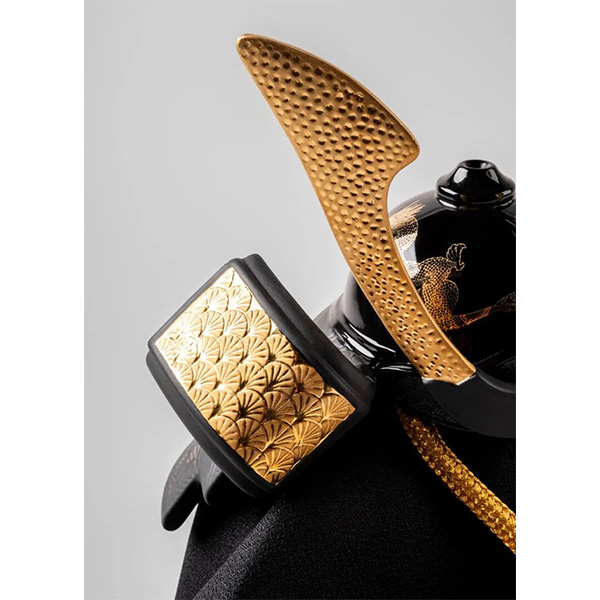 〈リヤドロ〉兜(龍)-小【五月人形】【送料無料】