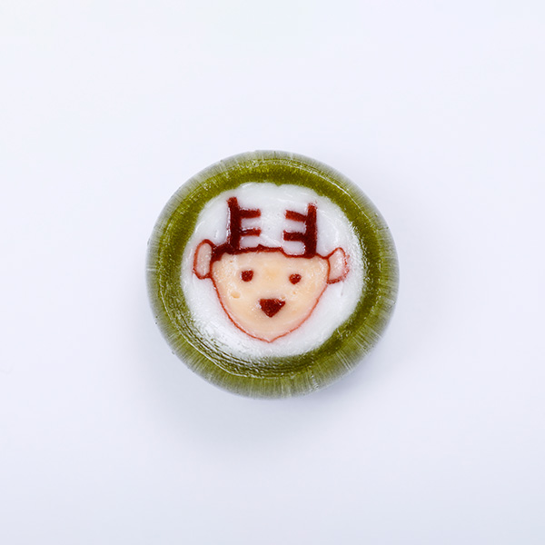 奈良店取扱い商品〈ANYQOTT/エニコット〉鹿あめ スタンドパウチ 抹茶味&いちご味
