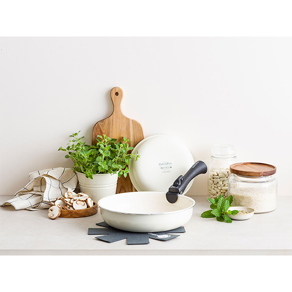 qO[prNbNVFt Zbg4/N[zCg