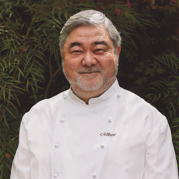 ●【12月31日お届け】【347】京料理 たん熊北店×オテル・ドゥ・ミクニ×トゥーランドット臥龍居 3人用、三重折(和・洋・中)