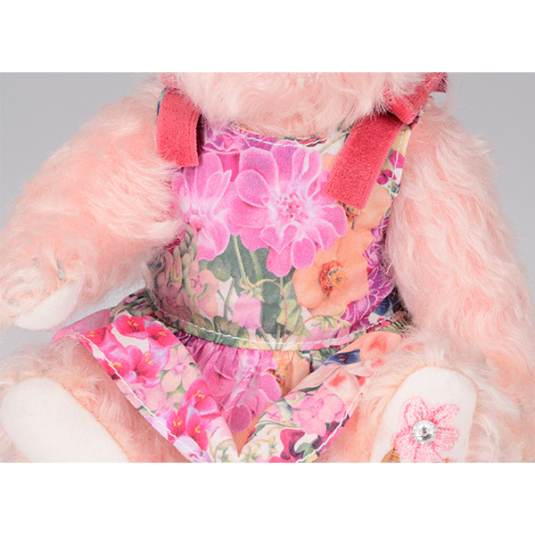 qV^CtrSteiff made with Liberty fabriciPinkj