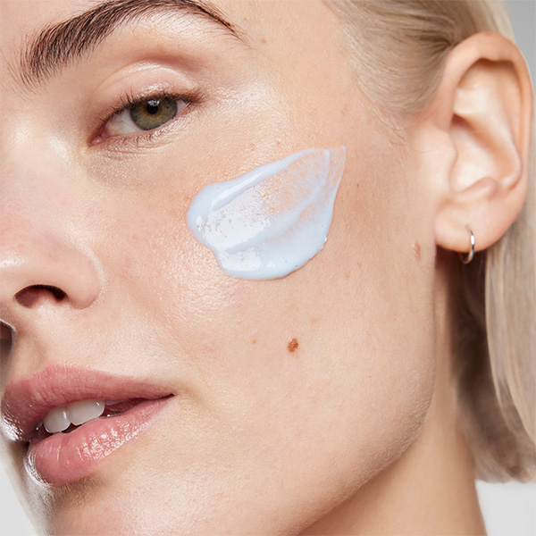 〈ダーマロジカ〉M+アフターグロー クレンザー