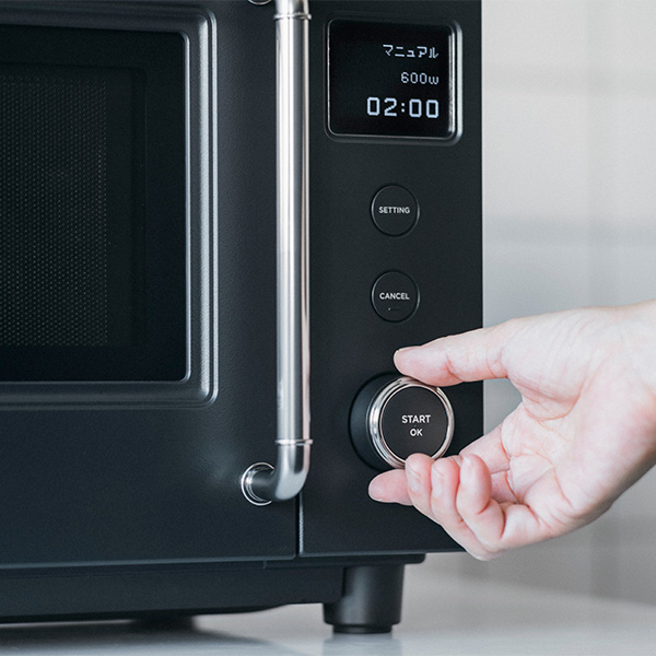 �q�o���~���[�_�rBALMUDA The Range S �z���C�g