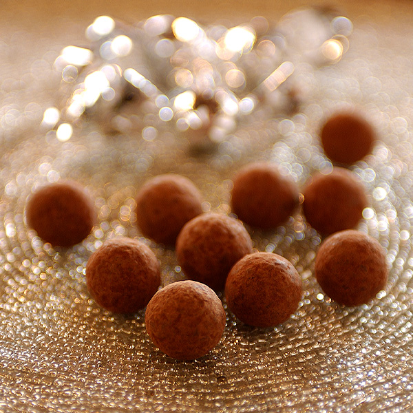 149�qEk Chuah / �G�N�`���A�r�n�[�g�R�R�A�{�[�C HC-45