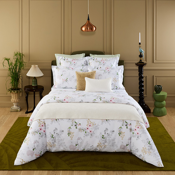 �q�C���h���[���r�u�I���L�f�v�t�B�b�e�h�V�[�c