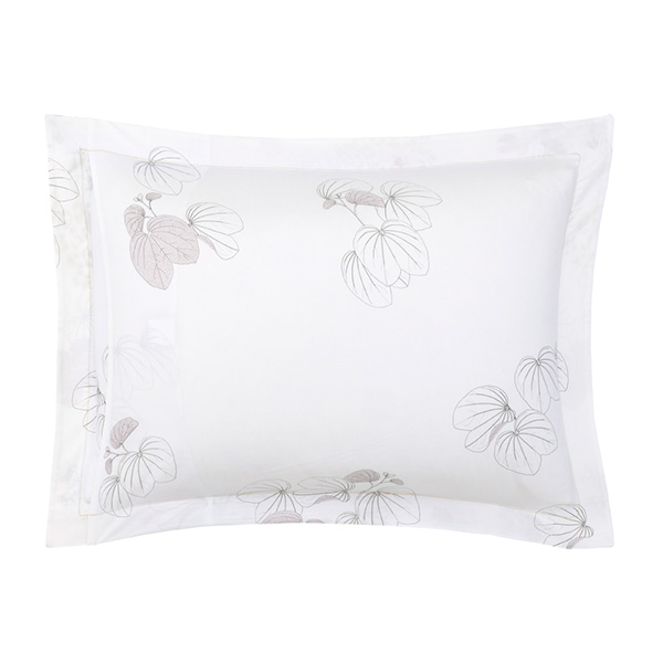 �q�C���h���[���r�u�I���L�f�v�s���[�P�[�X