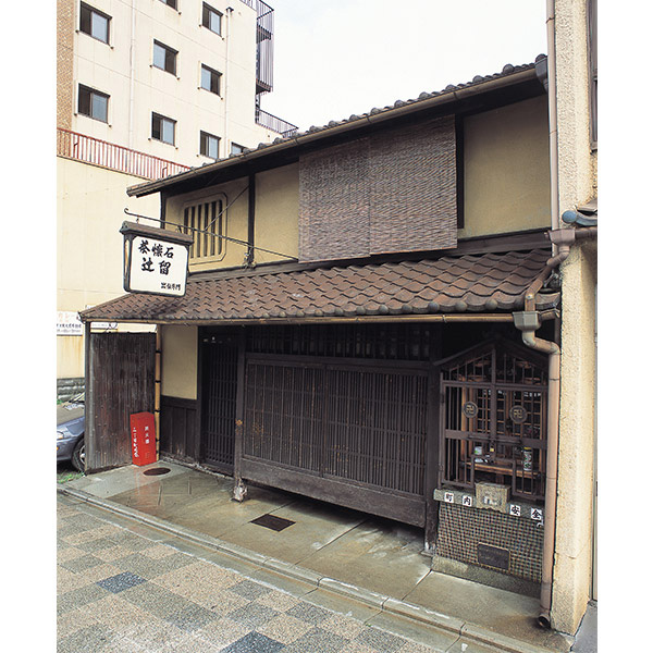 �� ��̓� �y5��10�����͂��z�q���s ���� �җ��r��̓������l����