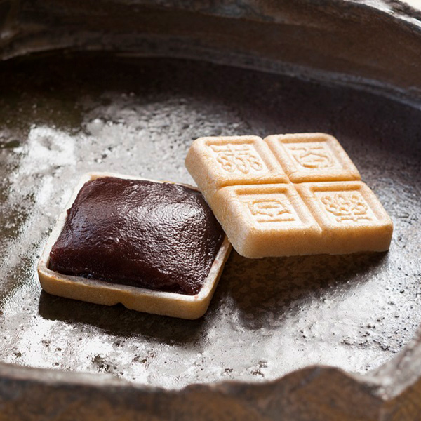 ��̓� �q�߉������r��̓��a�َq�l��