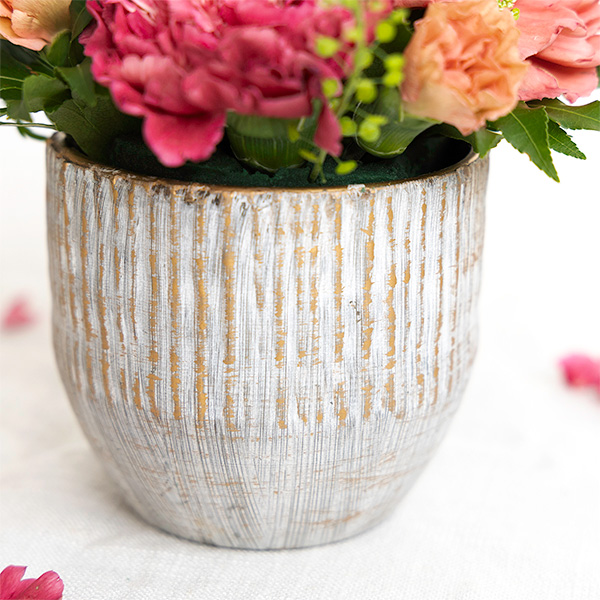 ●母の日〈hanna/ハンナ〉生花アレンジ「ハッピーベリーS」ハンドクリームセット