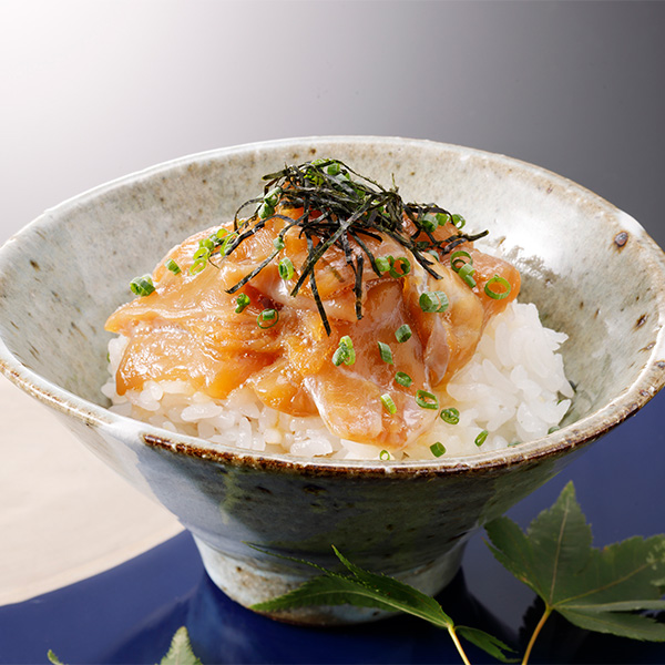 ◇ 父の日 【6月15日〜21日お届け】〈ふく太郎本部〉父の日 ふく小分け丼ぶり・珍味セット(6食入)