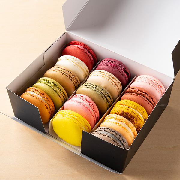 ○奈良店取扱い商品〈スーリールダンジュ〉マカロン 15個入り