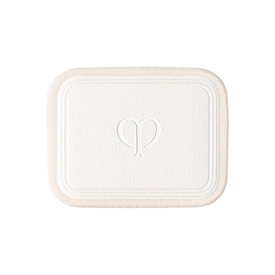 〈クレ・ド・ポー ボーテ〉スポンジ(タンナチュレールプードルブラン)