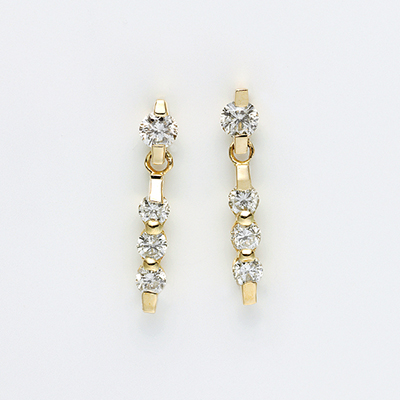 〈芝翫香〉K18ダイヤモンドピアス