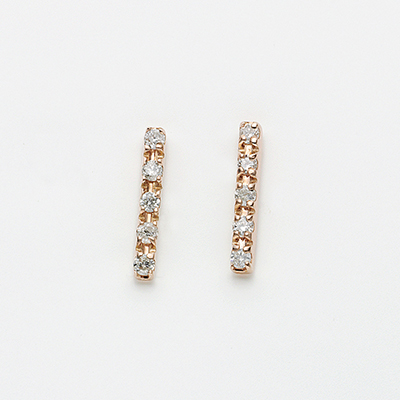 〈芝翫香〉K18PGダイヤモンドピアス