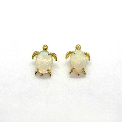 〈芝翫香〉K18オパールピアス