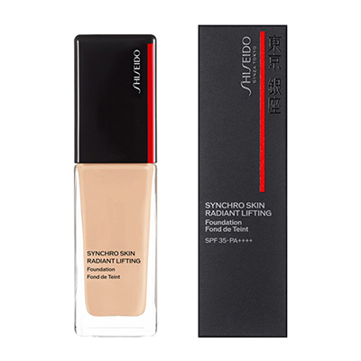 〈SHISEIDO メーキャップ〉シンクロスキン ラディアントリフティング ファンデーション